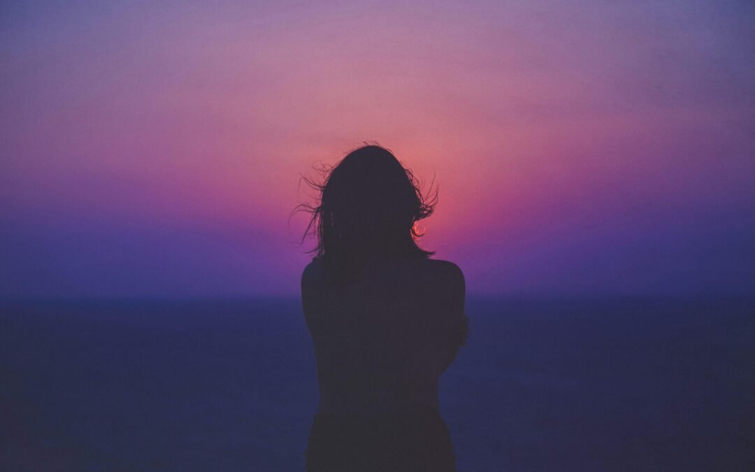 Being Alone, Single & What Women, Especially, Gain From It